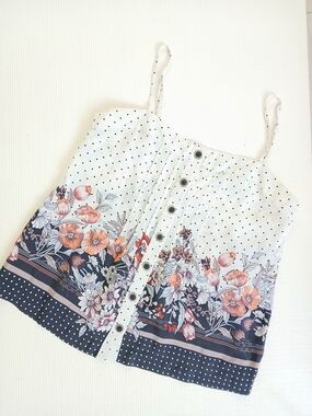 Anthropologie 100% Silk Floral/ polka dot pleated top, S-M, like new